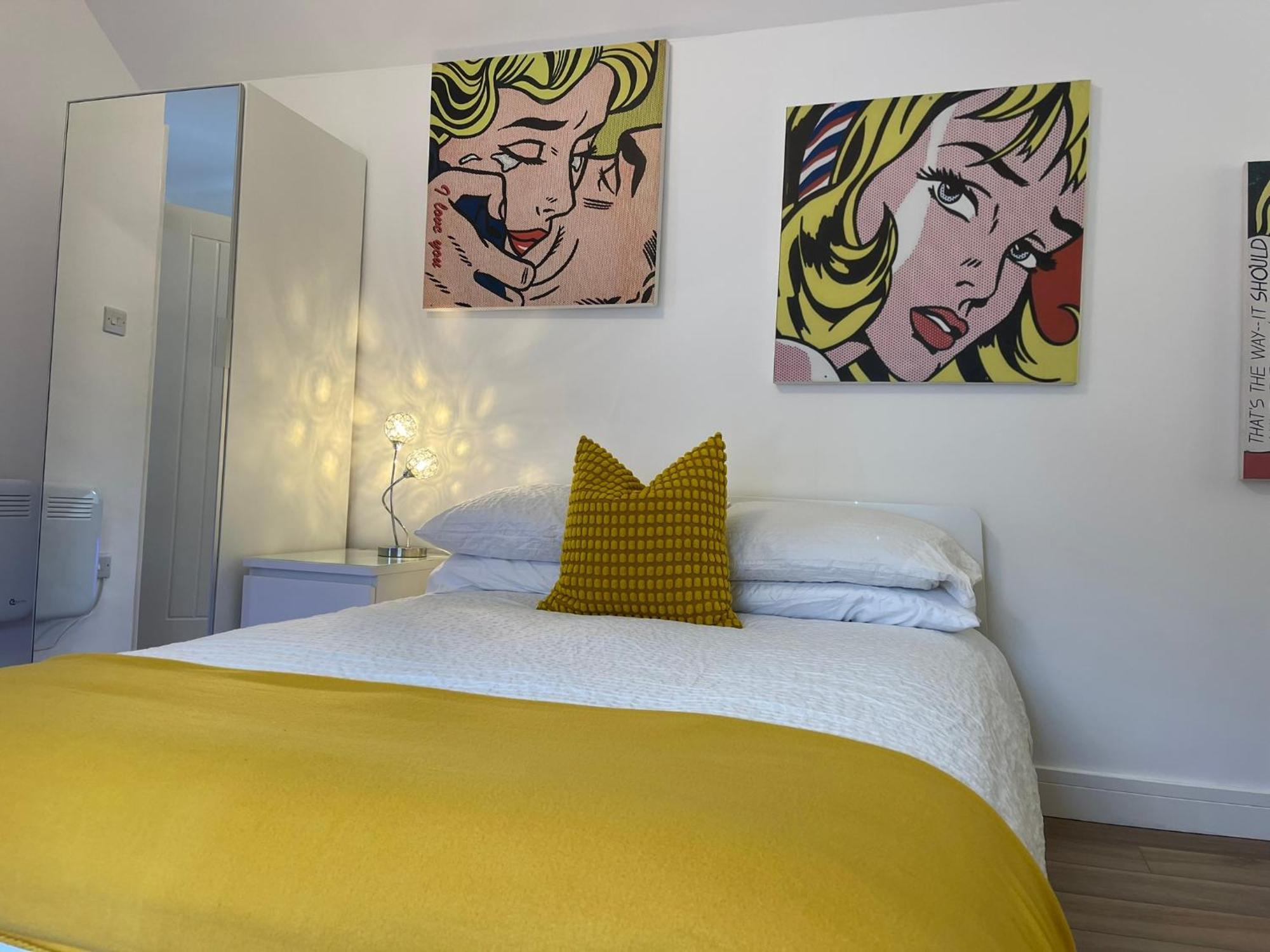 Vibrant Apartments Close To City Centre 卡迪夫 外观 照片